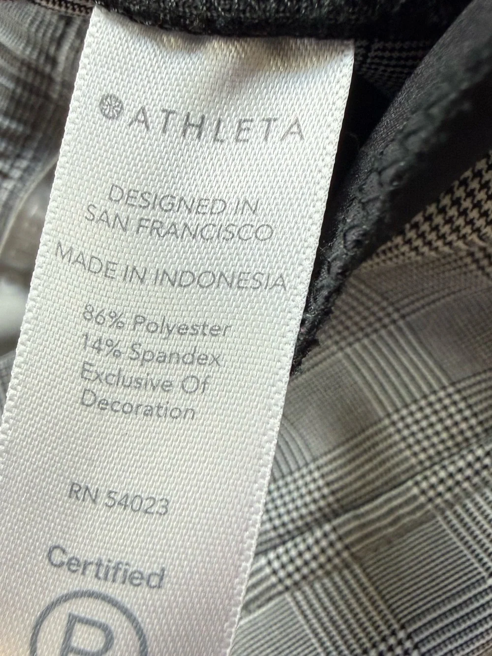 Athleta Brooklyn Plaid Ankle Pants Black White Activewear Casual Women’s Size 10